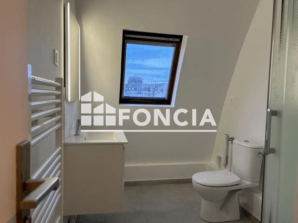 Location Appartement 3 pièces 34.45 m² - 39 RUE DE MONTREUIL Paris 75011