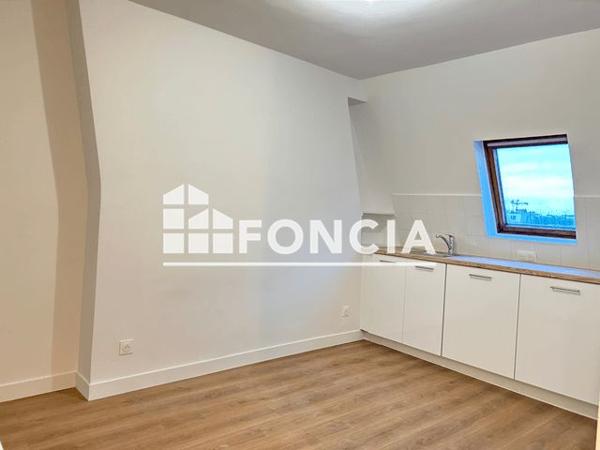 Location Appartement 3 pièces 34.45 m² - 39 RUE DE MONTREUIL Paris 75011