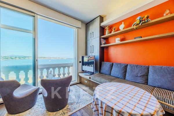 Saint-Jean-de-Luz - première ligne - vue panoramique sur la baie - Appartement T1- vue mer - Le Gran