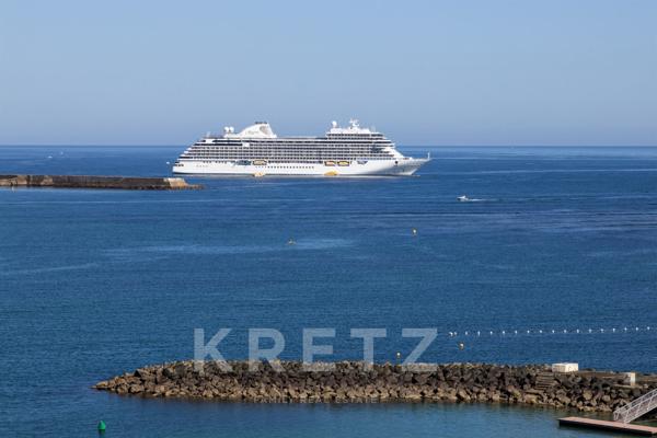 Saint-Jean-de-Luz - première ligne - vue panoramique sur la baie - Appartement T1- vue mer - Le Gran