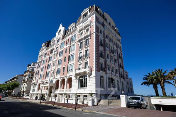 Saint-Jean-de-Luz - première ligne - vue panoramique sur la baie - Appartement T1- vue mer - Le Gran