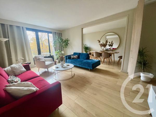 Appartement F5 à vendre  5 pièces - 95,12 m2 L ISLE ADAM - 95