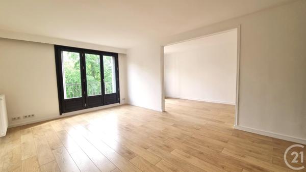 Appartement F5 à vendre  5 pièces - 95,12 m2 L ISLE ADAM - 95