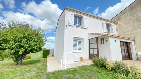 Maison
         5 pièces
        - 105 m² 139 900 €*