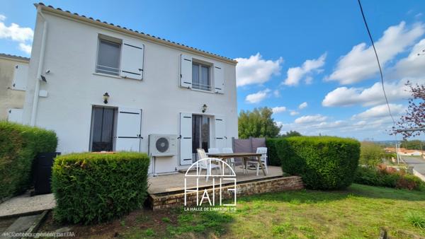Maison
         5 pièces
        - 105 m² 139 900 €*