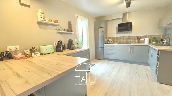 Maison
         5 pièces
        - 105 m² 139 900 €*
