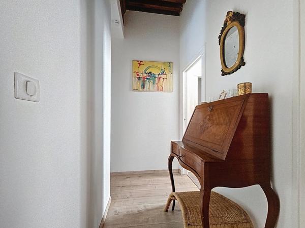 Appartement plein centre avec cachet