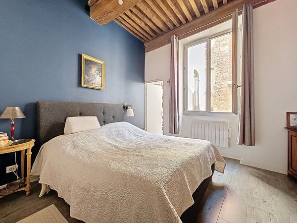 Appartement plein centre avec cachet