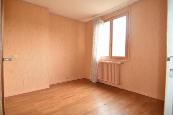 Maison avec garage XXL et fort potentiel