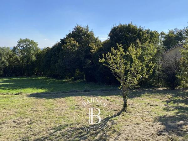 Sainte-Foy-lès-Lyon, Terrain constructible  1 439 m² à vendre