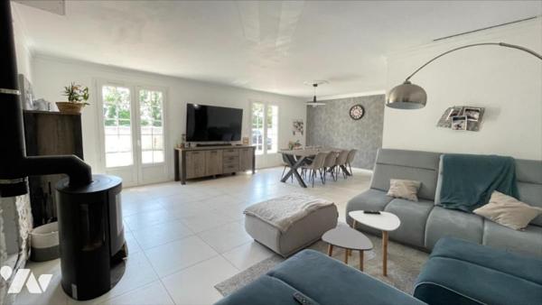 MAISON - 6 PIÈCES-164m²  LA JARRIE