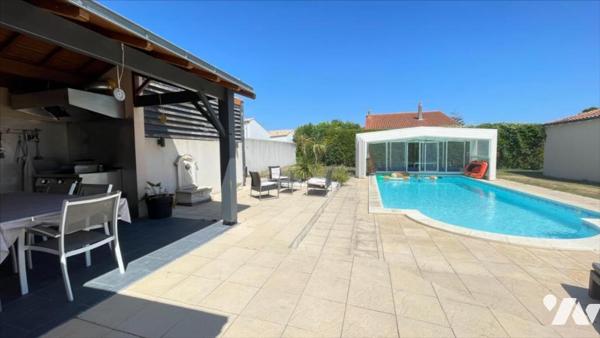 MAISON - 6 PIÈCES-164m²  LA JARRIE