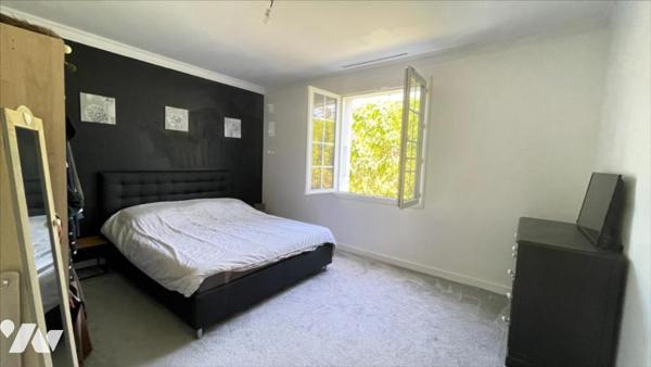 MAISON - 6 PIÈCES-164m²  LA JARRIE