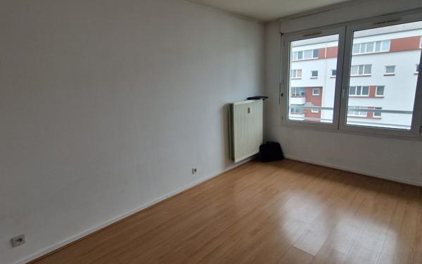 Appartement à vendre    1 pièce • 31,49 m2 Créteil