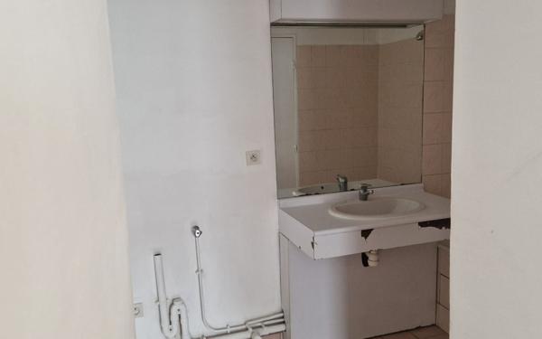 Appartement à vendre    1 pièce • 31,49 m2 Créteil