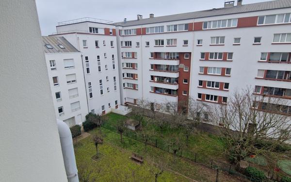 Appartement à vendre    1 pièce • 31,49 m2 Créteil