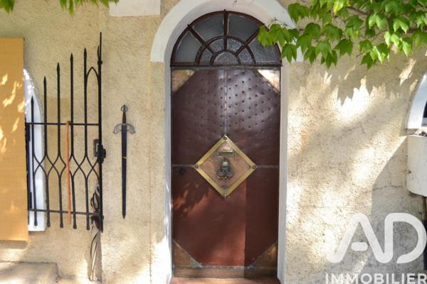 Maison à vendre 10 pièces 240 m² Montauroux