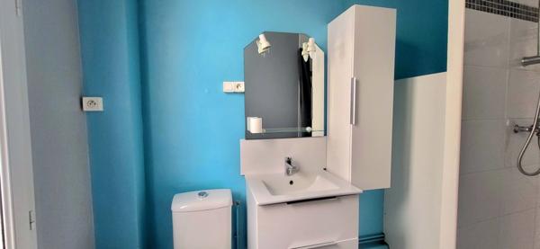 Rouen 5 mn Vieux-Marché / Gare : Appt rénové 22m² situé au 2e d'une petite copro ... Belle Opportunité !