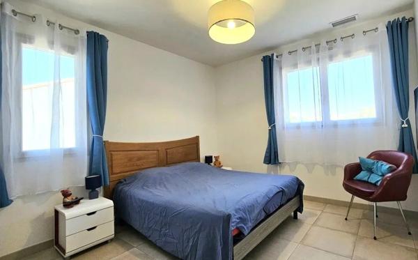 Vente                                                      Villa
                        
                     4 pièces                      105 m2                     à Perpignan