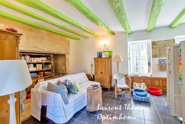 Retraite secrète au cœur du Périgord – Demeure noble du XVème siècle avec piscine et dépendances, entre patrimoine et nature préservée