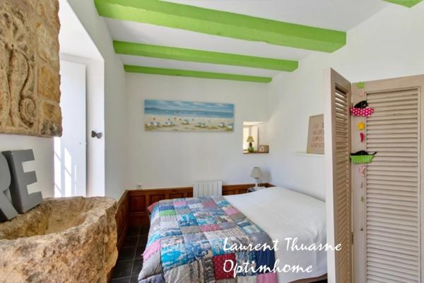 Retraite secrète au cœur du Périgord – Demeure noble du XVème siècle avec piscine et dépendances, entre patrimoine et nature préservée