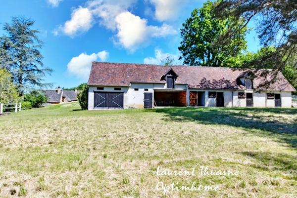 Retraite secrète au cœur du Périgord – Demeure noble du XVème siècle avec piscine et dépendances, entre patrimoine et nature préservée