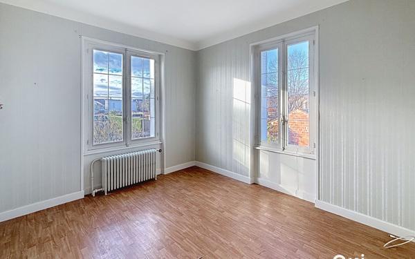 Maison à vendre    3 pièces • 149 m2 Brioude