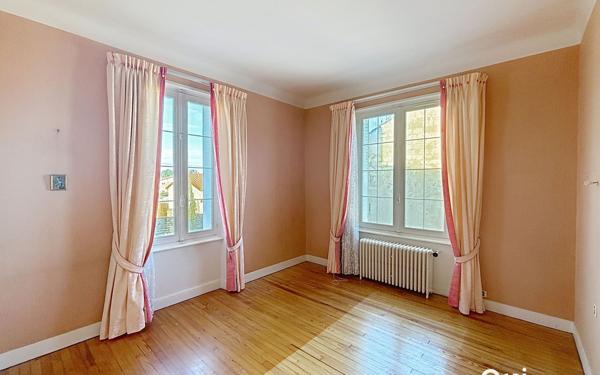 Maison à vendre    3 pièces • 149 m2 Brioude