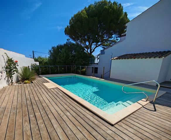 Appartement Les Issambres, piscine, terrasse, accès mer