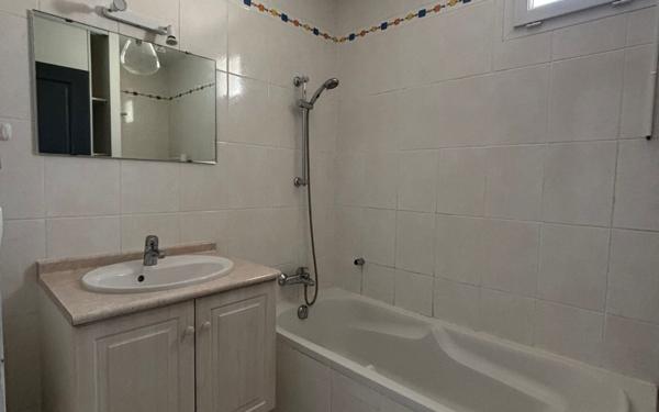 Maison à vendre    4 pièces •  Saint-Pierre-d'Oléron