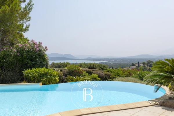 Sainte-Lucie-de-Porto-Vecchio, Villa 3 Chambres -  150 m² à vendre