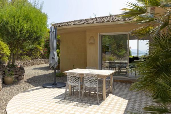 Sainte-Lucie-de-Porto-Vecchio, Villa 3 Chambres -  150 m² à vendre