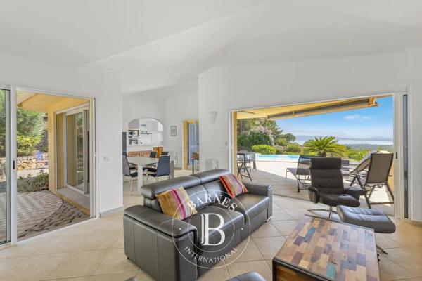 Sainte-Lucie-de-Porto-Vecchio, Villa 3 Chambres -  150 m² à vendre