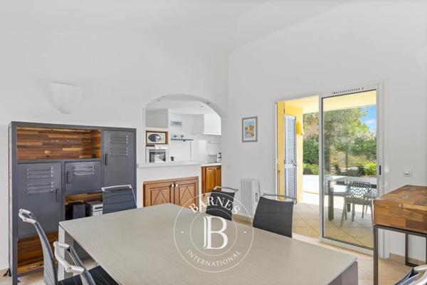 Sainte-Lucie-de-Porto-Vecchio, Villa 3 Chambres -  150 m² à vendre