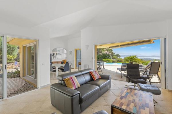 Sainte-Lucie-de-Porto-Vecchio, Villa 3 Chambres -  150 m² à vendre