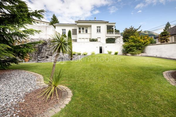 Maison d architecte de 310,80 m²