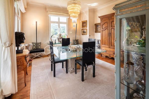 Maison d architecte de 310,80 m²