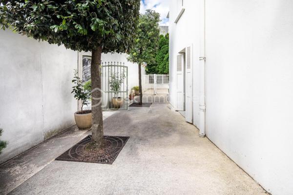 Maison d architecte de 310,80 m²