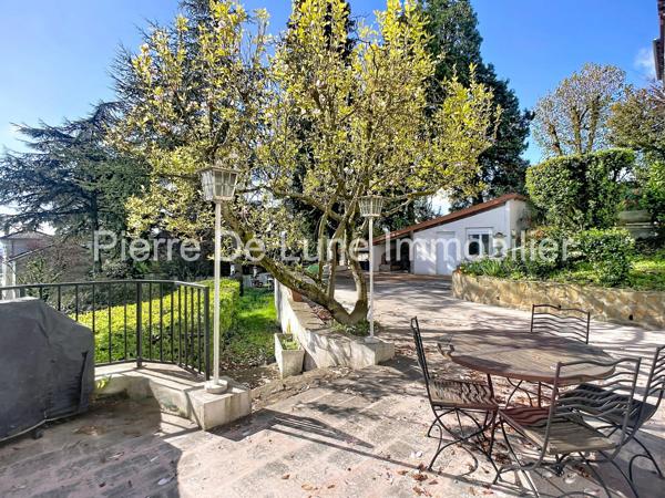 Maison À vendre 10 pièce(s) 426 m²