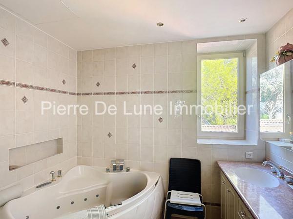 Maison À vendre 10 pièce(s) 426 m²