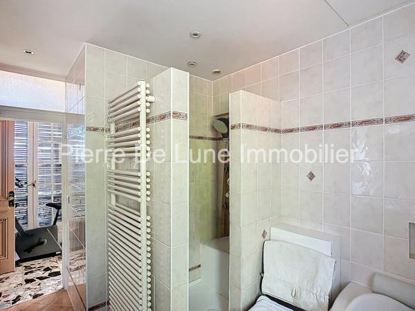 Maison À vendre 10 pièce(s) 426 m²