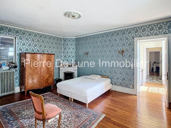 Maison À vendre 10 pièce(s) 426 m²