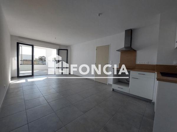 Location Appartement 3 pièces 59.6 m² - RUE HAN COLL Perpignan 66000
