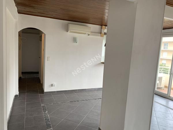 Appartement T2 - 47m² - en dernier étage - Toulon secteur Brunet