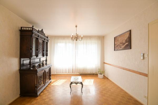 Belle maison 5 pièces de 104 m² env. sur 3,40 ares.