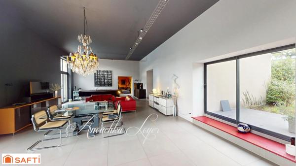 Maison avec piscine sur 5 hectares de terrain