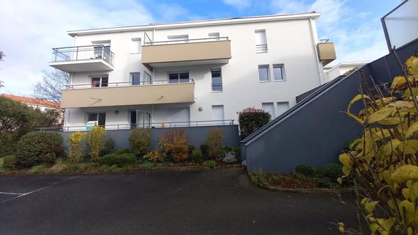 Appartement Le Loroux-Bottereau 3 pièce(s) 62.65 m², balcon-terrasse et jardinet