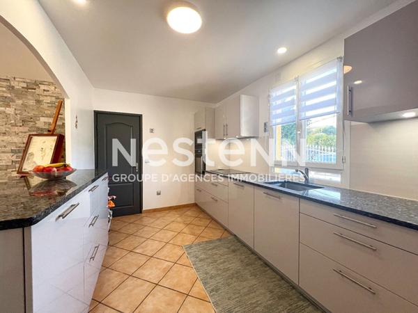 A VENDRE FLAYOSC Maison plain-pied 4 chambres piscine garage