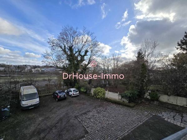 Immeuble à vendre 10 pièces de 200 m²