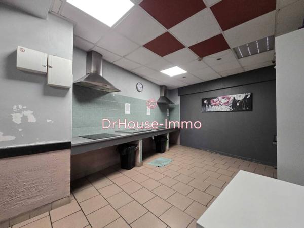 Immeuble à vendre 10 pièces de 200 m²